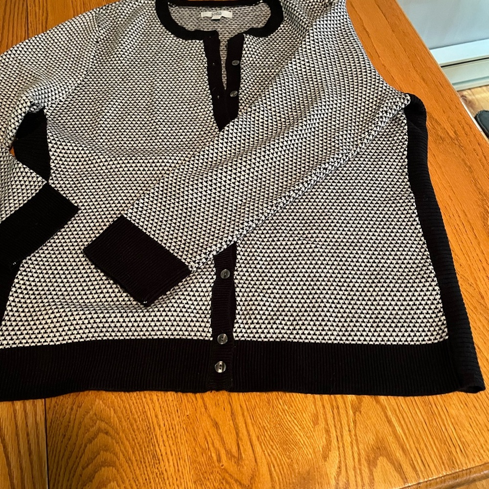 Croft & Barrow Black and White Cardigan Sweater ladies